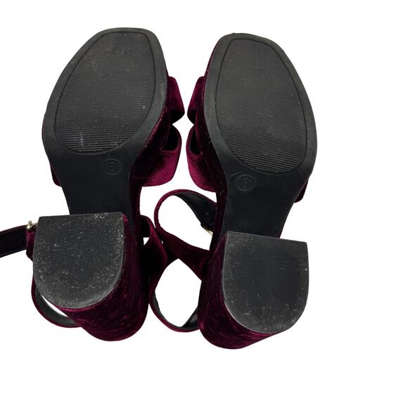 Mossimo Vintage Velvet  Strappy Goth Platform Block Heels Women's Size 8 - Picture 8 of 9